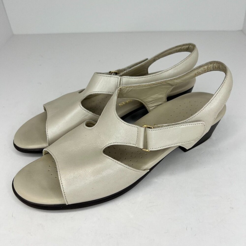 SAS Womens Pearl Suntimer Tripad Comfort Ankle Strap Size 9.5 Slingback Sandals